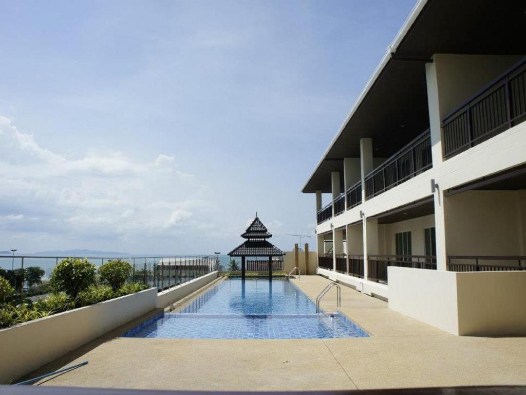 R-Con Sea Terrace Hotel Pattaya Exterior foto